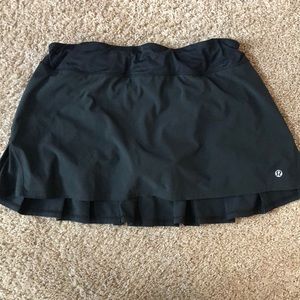 Lululemon Black Skirt (Size 10)